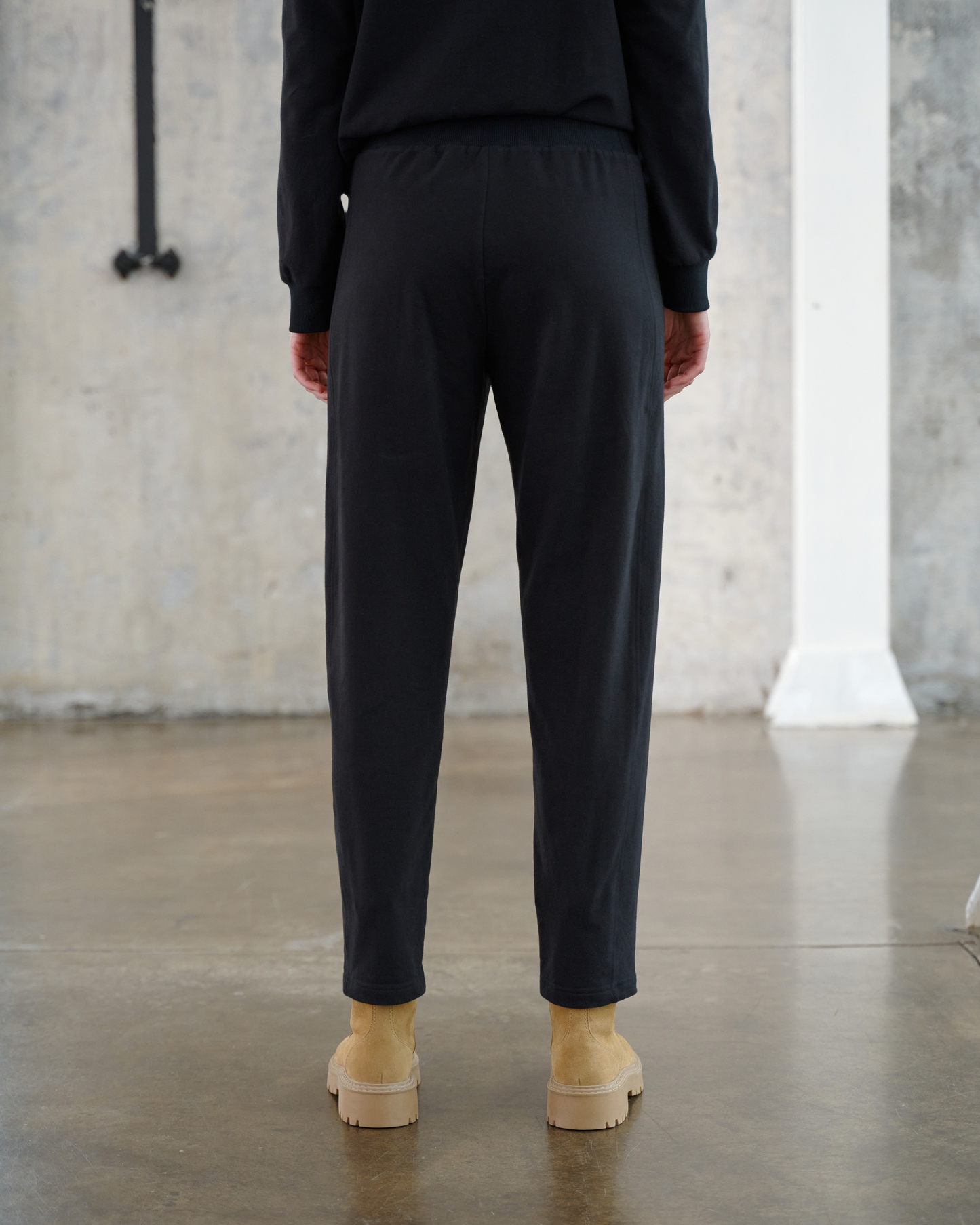Elmo Pants Black