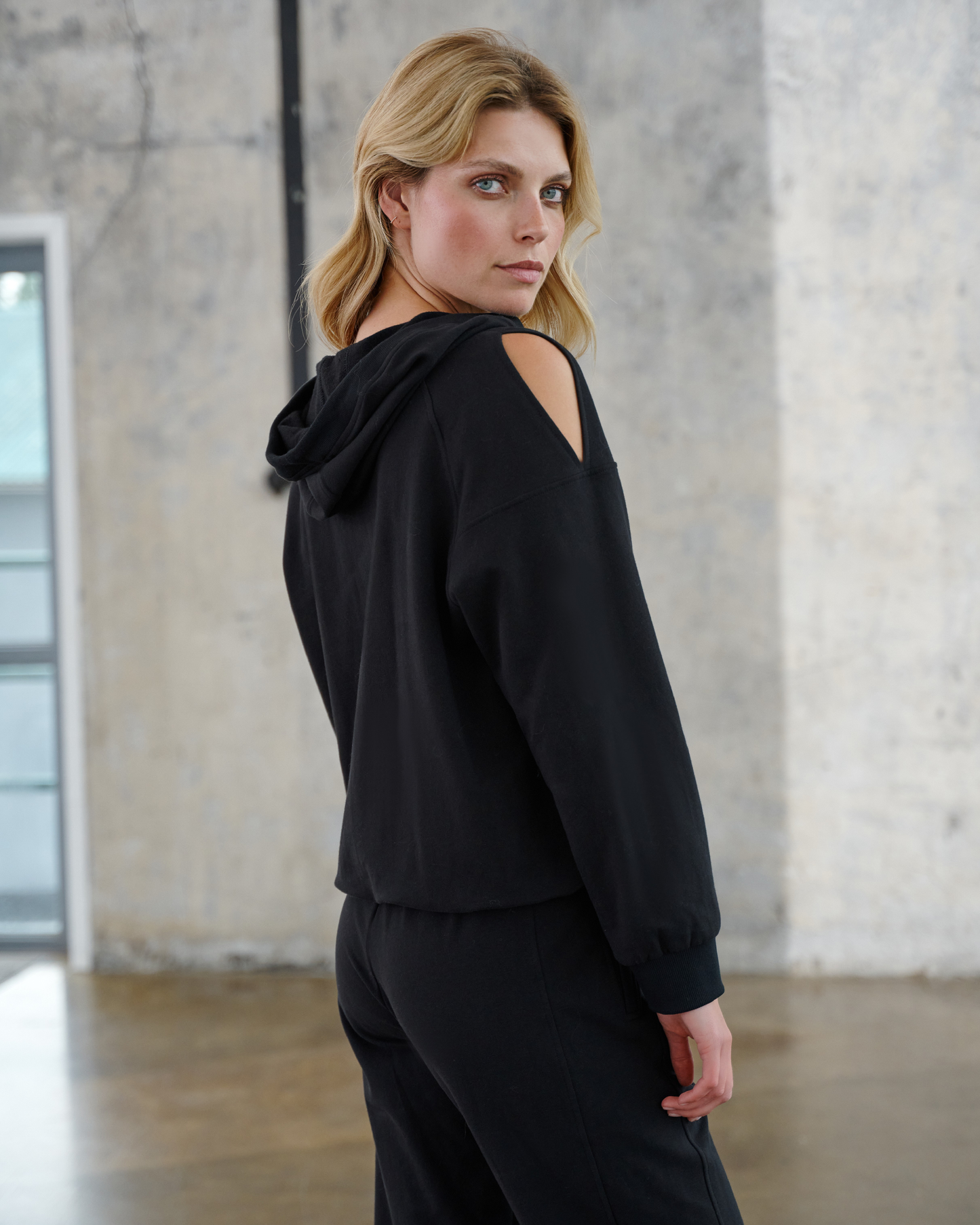 Elmo Sweatshirt Black