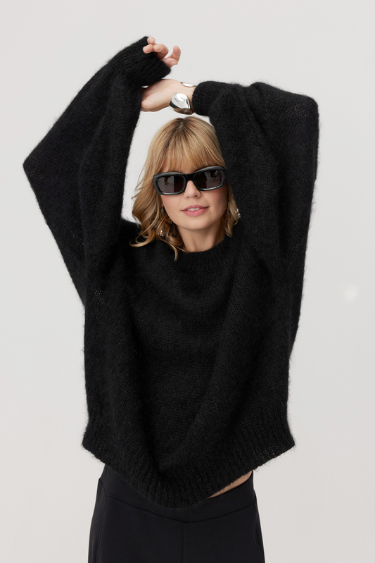 Ultra-soft baby mohair sweater Futuro black