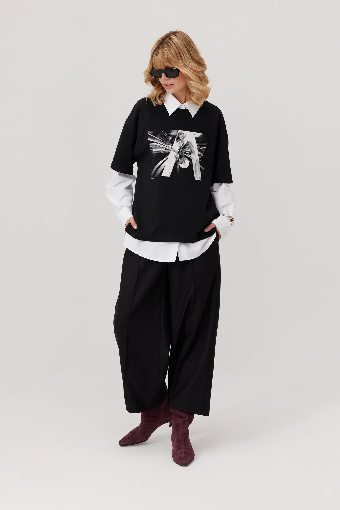 T-shirt z nadrukiem Avar czarny