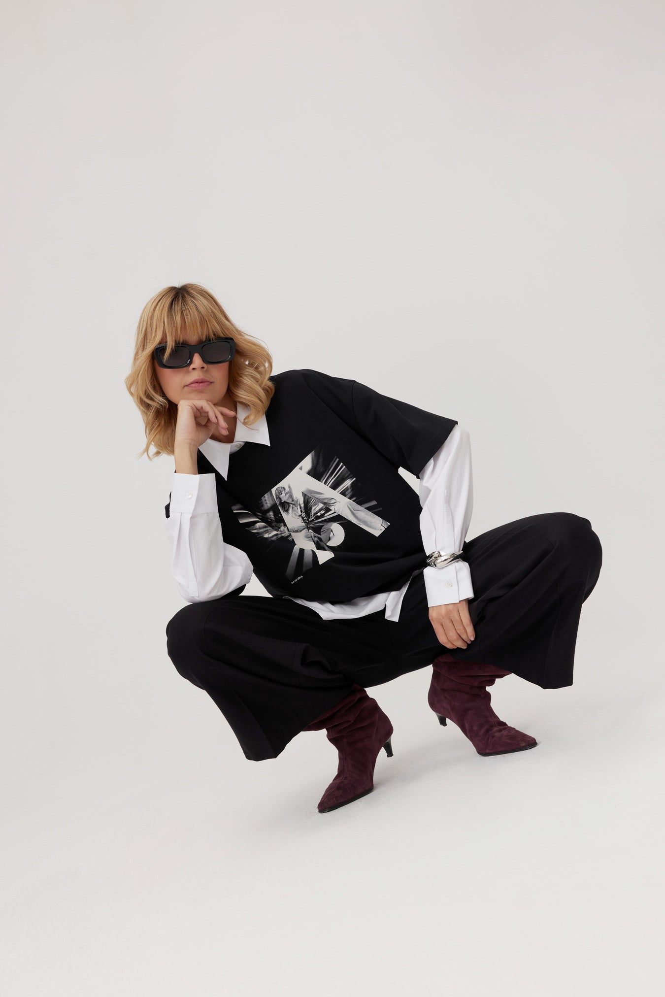 T-shirt z nadrukiem Avar czarny