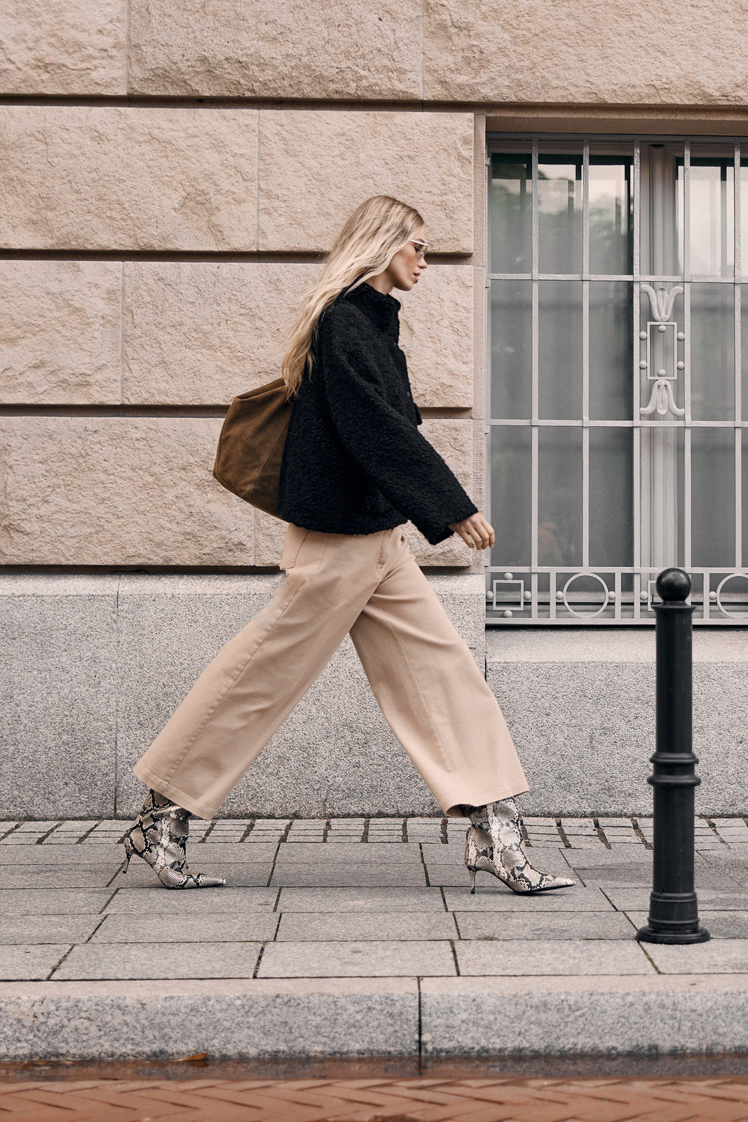 Yuko 7/8 Length Trousers Beige
